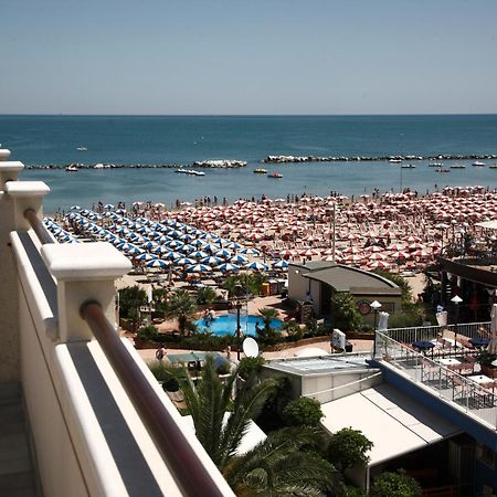 Hotel Splendid Mare Cattolica Esterno foto