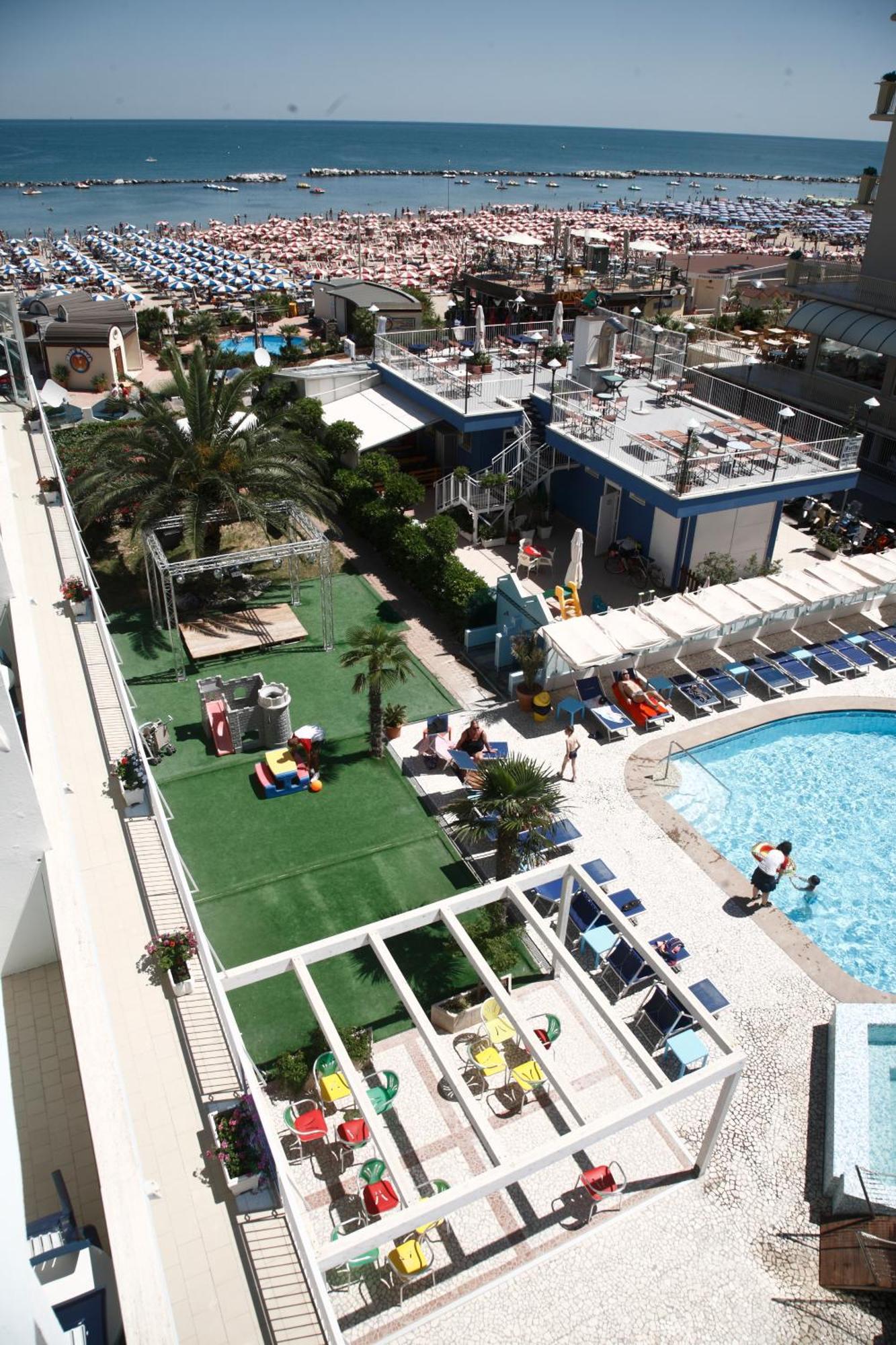 Hotel Splendid Mare Cattolica Esterno foto