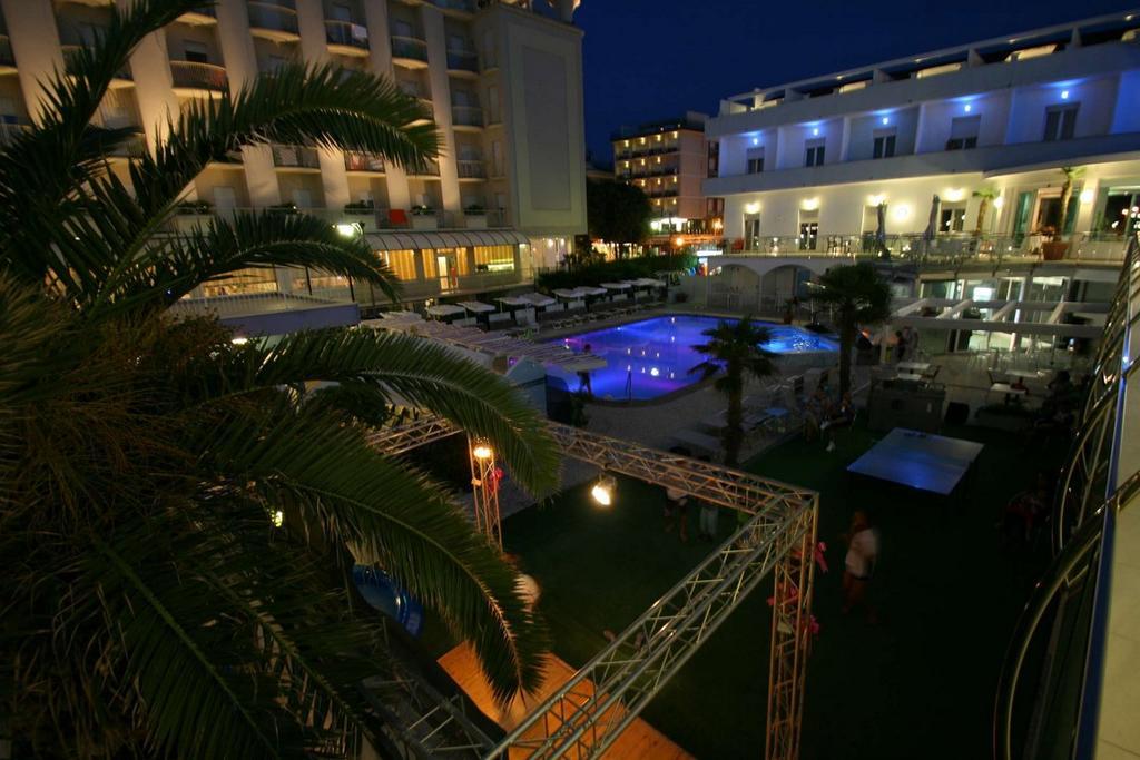Hotel Splendid Mare Cattolica Esterno foto