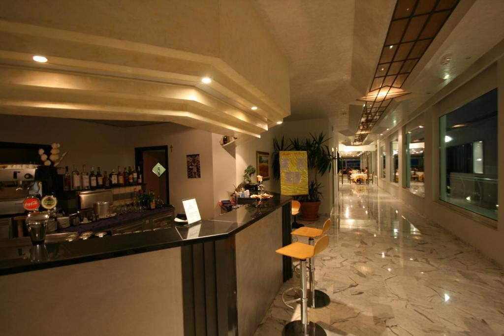 Hotel Splendid Mare Cattolica Esterno foto