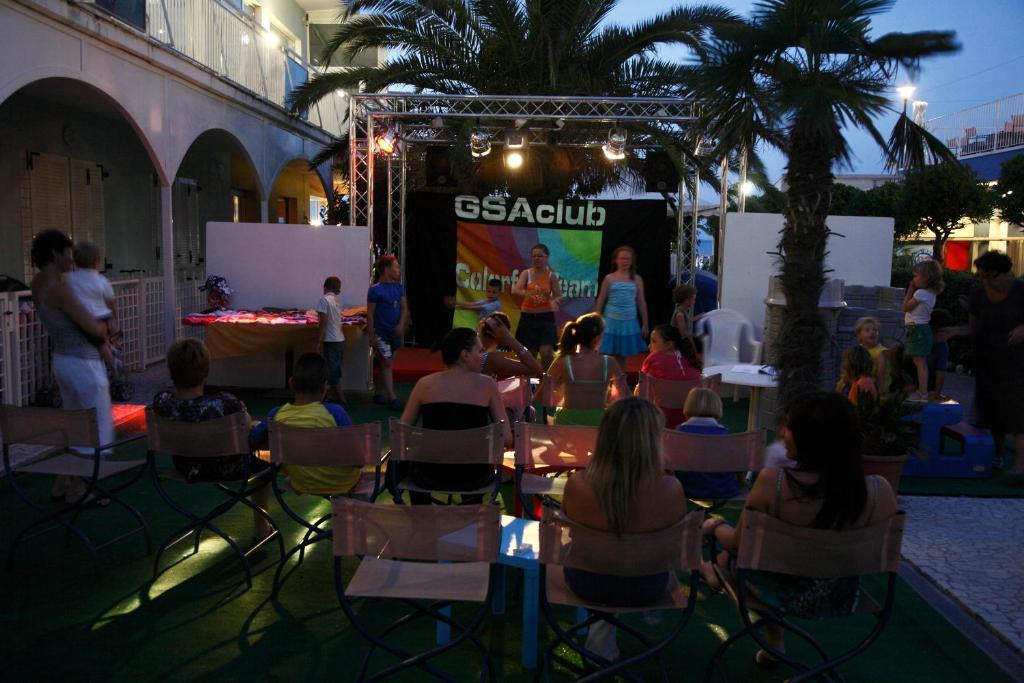 Hotel Splendid Mare Cattolica Esterno foto