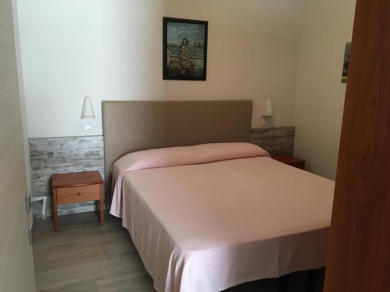 Hotel Splendid Mare Cattolica Esterno foto