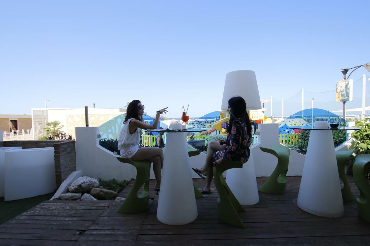 Hotel Splendid Mare Cattolica Esterno foto